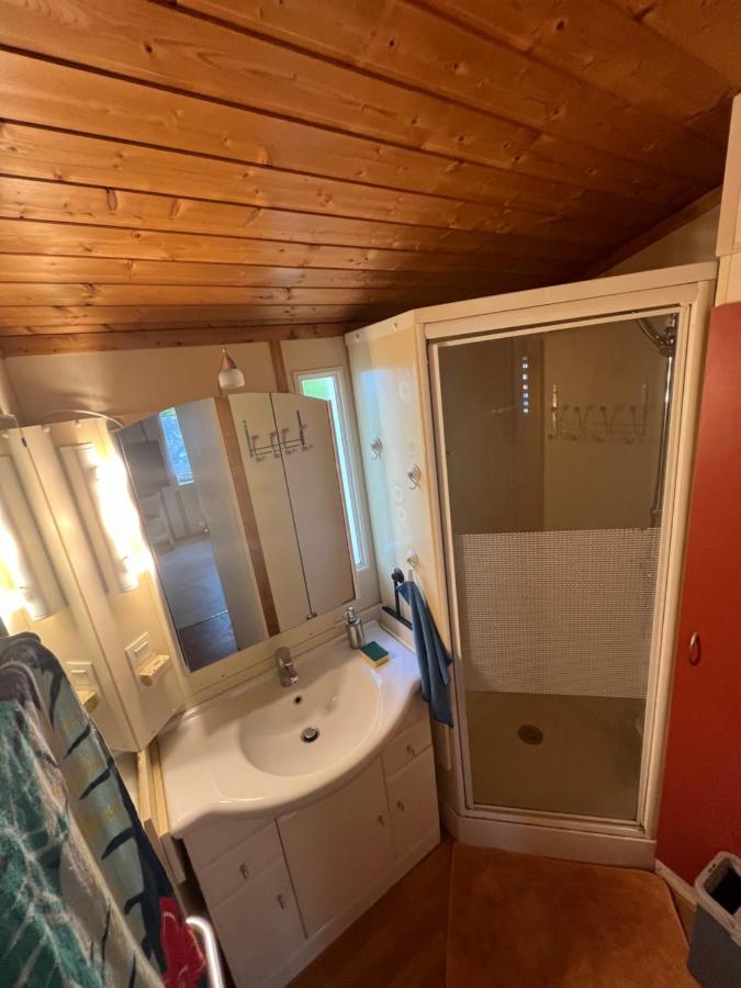 Chalet Agreable En Bord En De Mer. Port-des-Barques Exterior foto